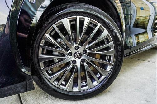 2023 Lexus RZ 450e Luxury