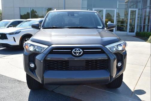 2022 Toyota 4Runner SR5