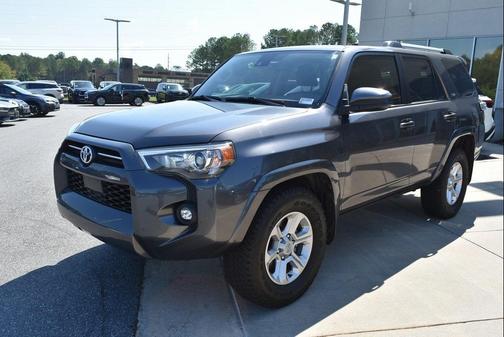 2022 Toyota 4Runner SR5