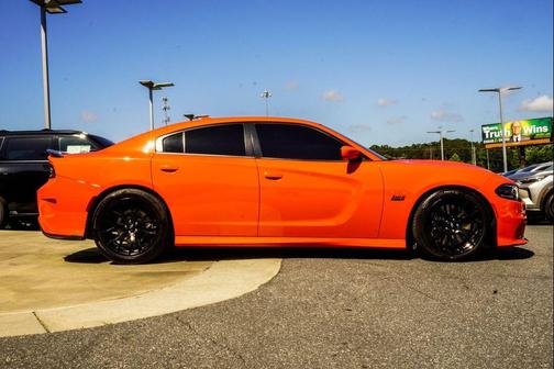Go Mango 2019 Dodge Charger R/T Scat Pack