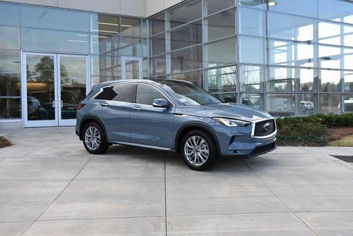 2024 INFINITI QX50 LUXE