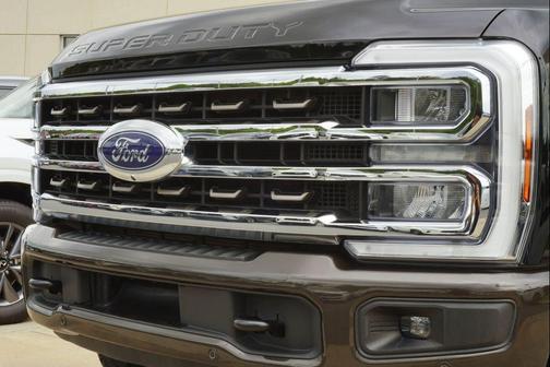 Bronze Metallic 2024 Ford F-250 King Ranch