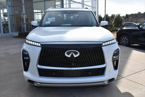 2025 INFINITI QX80 Luxe