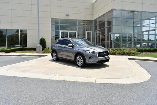 2021 INFINITI QX50 LUXE