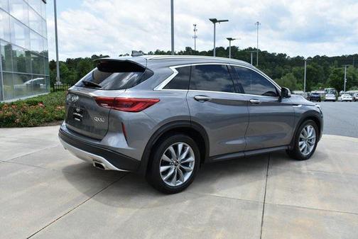 2021 INFINITI QX50 LUXE