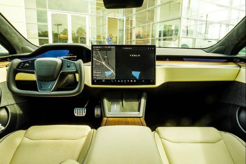 - 2021 Tesla Model S Plaid
