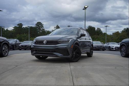 2023 Volkswagen Tiguan 2.0T SE R-Line Black