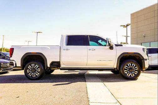 2024 GMC Sierra 2500 Denali Ultimate