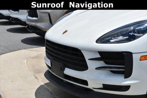 2021 Porsche Macan Base
