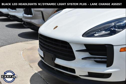 2021 Porsche Macan Base
