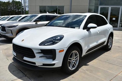 2021 Porsche Macan Base