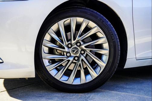 2019 Lexus ES 350 Luxury