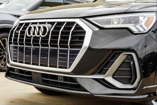 Mythos Black Metallic 2021 Audi Q3 45 S line Premium Plus
