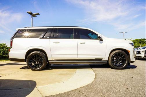 Crystal White Tricoat 2024 Cadillac Escalade ESV Sport Platinum
