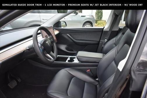 2022 Tesla Model Y Long Range Dual Motor All-Wheel Drive