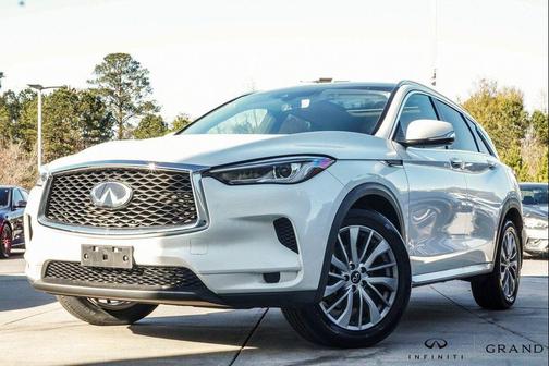2023 INFINITI QX50 LUXE AWD
