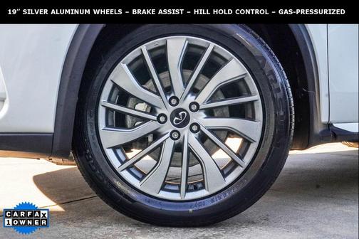 2023 INFINITI QX50 LUXE AWD