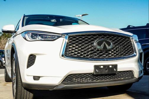 2023 INFINITI QX50 LUXE AWD