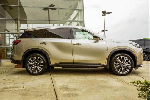 Warm Titanium 2027 INFINITI QX60 LUXE FWD