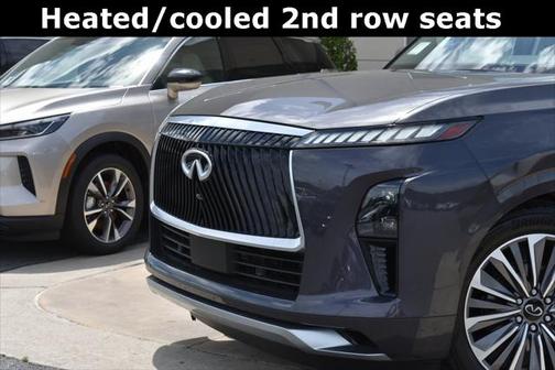 2025 INFINITI QX80 Luxe