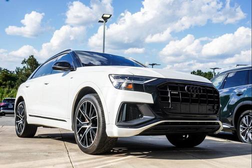 2020 Audi Q8 55 Premium Plus