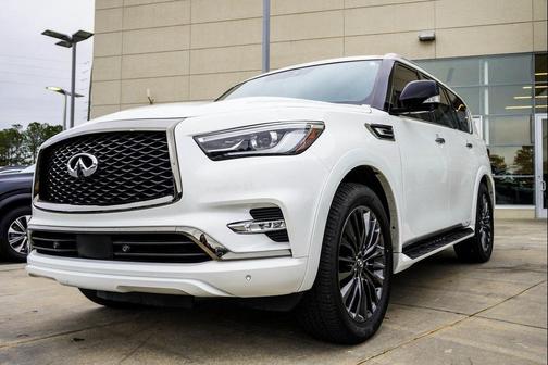2024 INFINITI QX80 SENSORY AWD