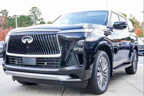 2026 INFINITI QX80 Luxe