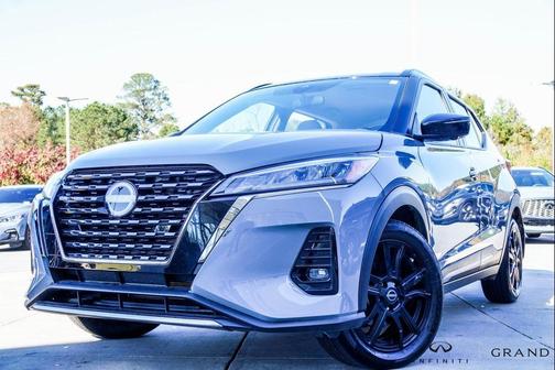 2024 Nissan Kicks SR