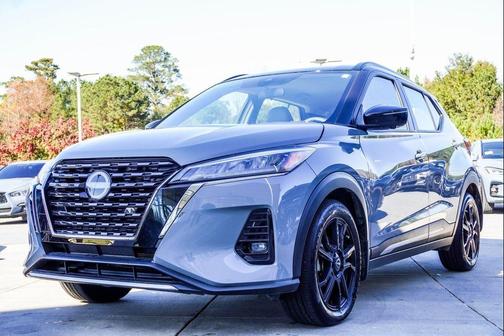 2024 Nissan Kicks SR