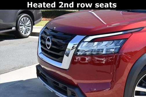 2023 Nissan Pathfinder Platinum FWD