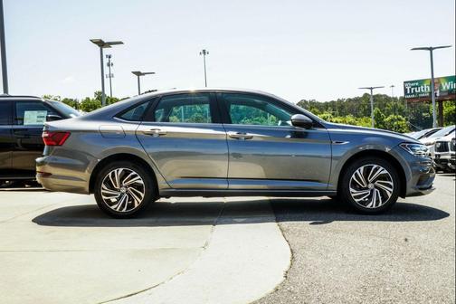 Platinum Gray Metallic 2020 Volkswagen Jetta 1.4T SEL