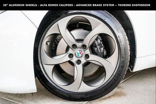 2018 Alfa Romeo Giulia Base