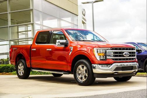 Chili Pepper Red 2023 Ford F-150 Lariat