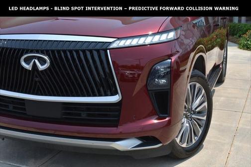 2025 INFINITI QX80 SENSORY AWD