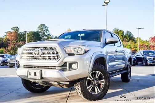 2017 Toyota Tacoma TRD Sport