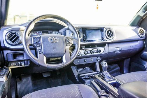 2017 Toyota Tacoma TRD Sport