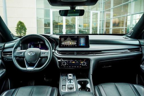 2025 INFINITI QX60 Luxe
