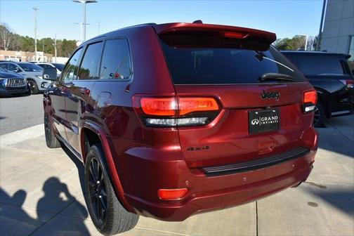 2018 Jeep Grand Cherokee Altitude