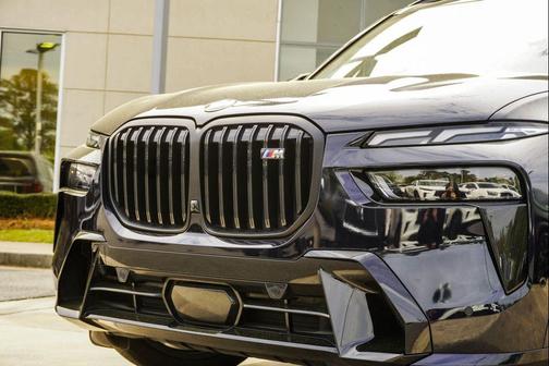 Carbon Black Metallic 2024 BMW X7 M60i