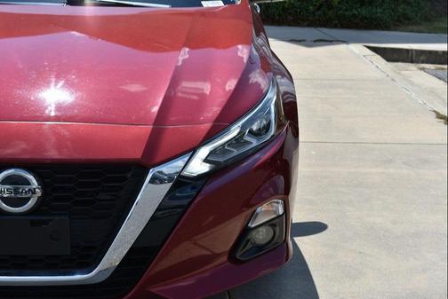 2020 Nissan Altima Platinum FWD