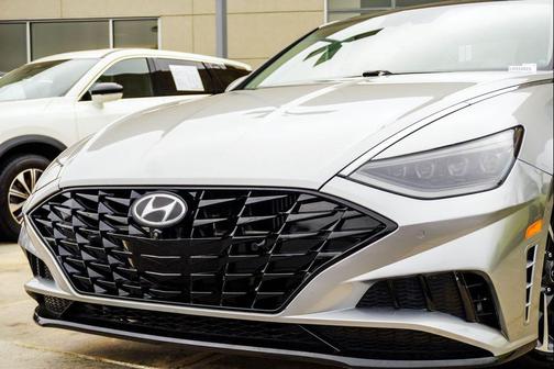 2020 Hyundai SONATA Limited