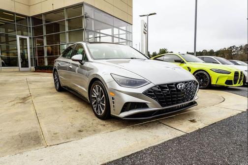 2020 Hyundai SONATA Limited