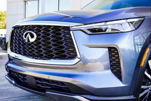 2023 INFINITI QX60 SENSORY