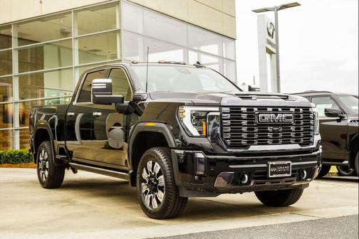 Onyx Black 2024 GMC Sierra 2500 Denali Ultimate