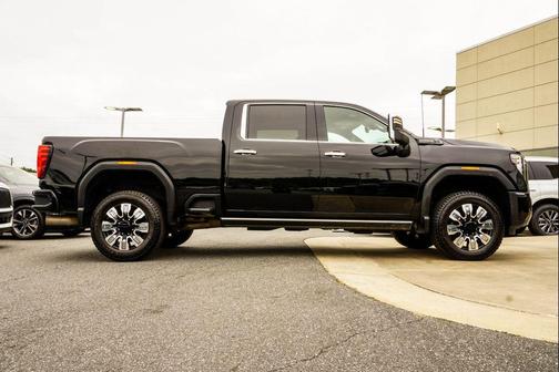 Onyx Black 2024 GMC Sierra 2500 Denali Ultimate