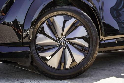 Black Diamond Pearl 2024 Nissan ARIYA EVOLVE+