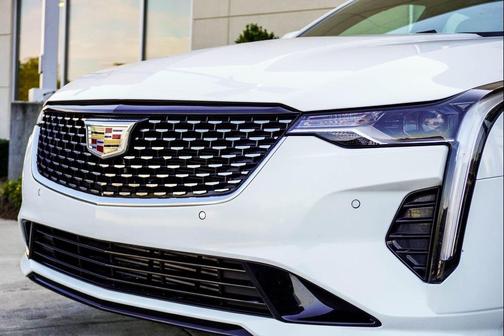 2022 Cadillac CT4 Premium Luxury