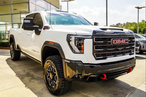 Summit White 2026 GMC Sierra 2500 AT4X