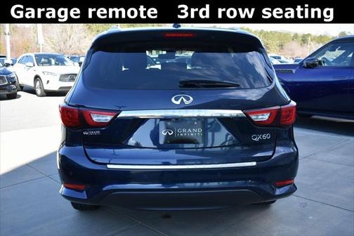 2017 INFINITI QX60 Base