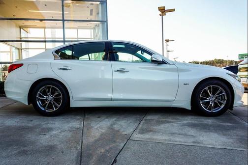 2017 INFINITI Q50 3.0t Signature Edition